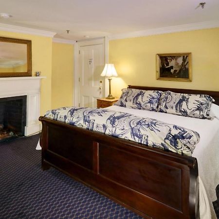 שרלוטסוויל 200 South Street Inn מראה חיצוני תמונה