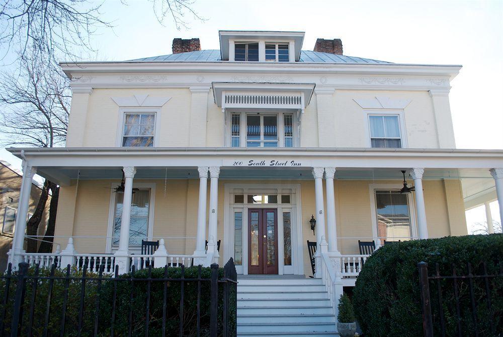 שרלוטסוויל 200 South Street Inn מראה חיצוני תמונה