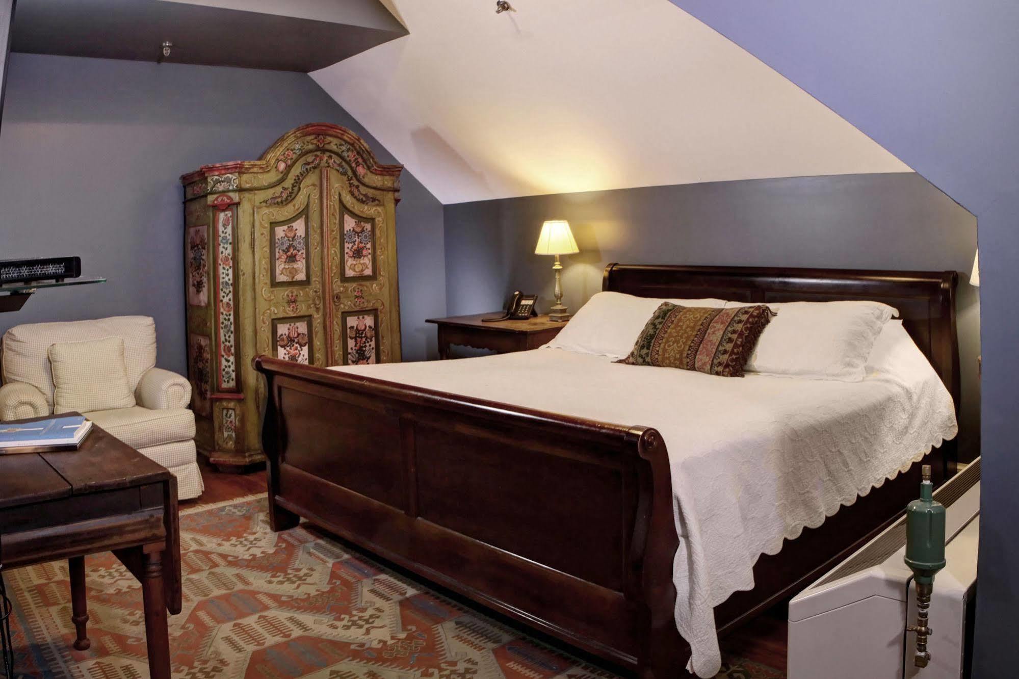 שרלוטסוויל 200 South Street Inn מראה חיצוני תמונה
