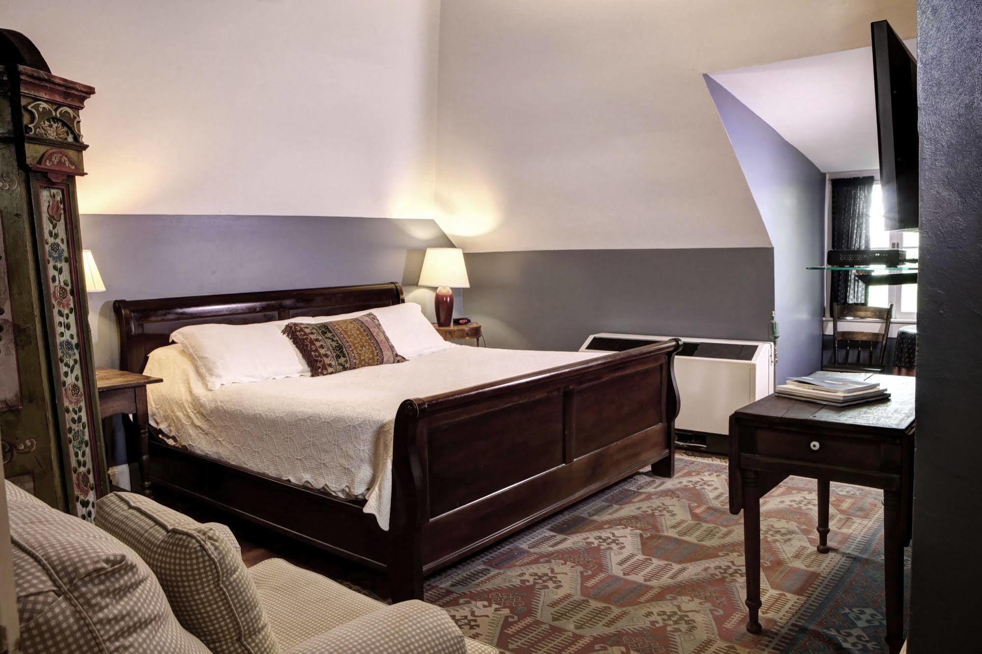 שרלוטסוויל 200 South Street Inn מראה חיצוני תמונה